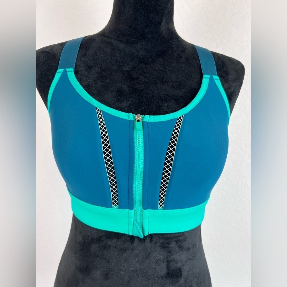 Fabletics Women's Zoe High Impact Sport Bra Size Small